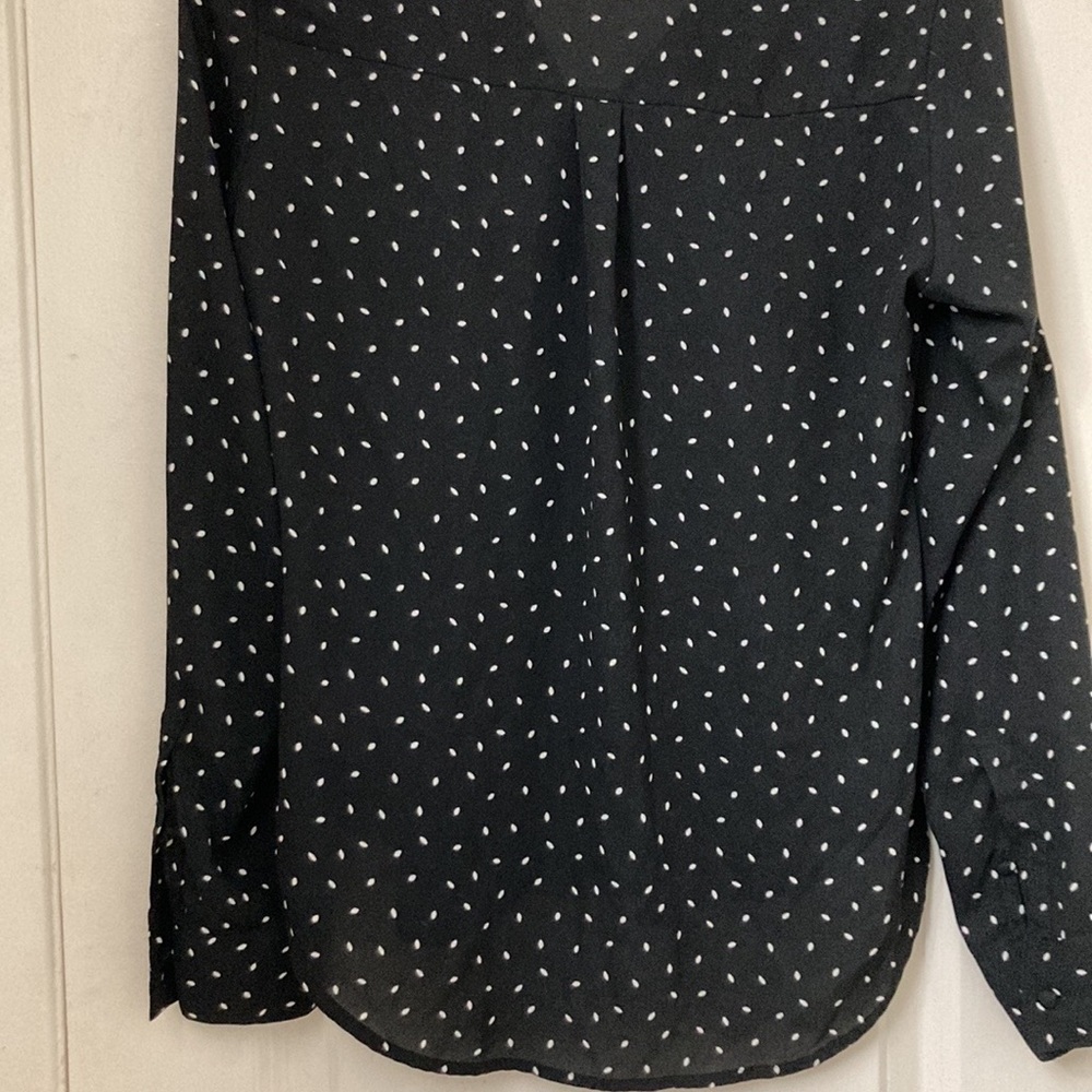 Black top - Picture 6 of 7